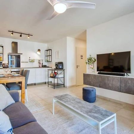 Le Fonction, Meuble 4 Etoiles, Avec Parking Boxe Apartment Aix-en-Provence Bagian luar foto